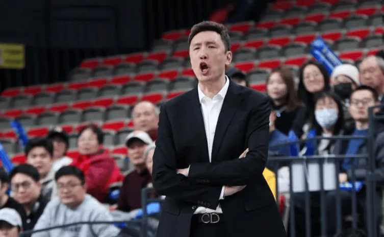 欧亿体育官网-易立：队员做了一切能做的，最后很可惜没能赢下来